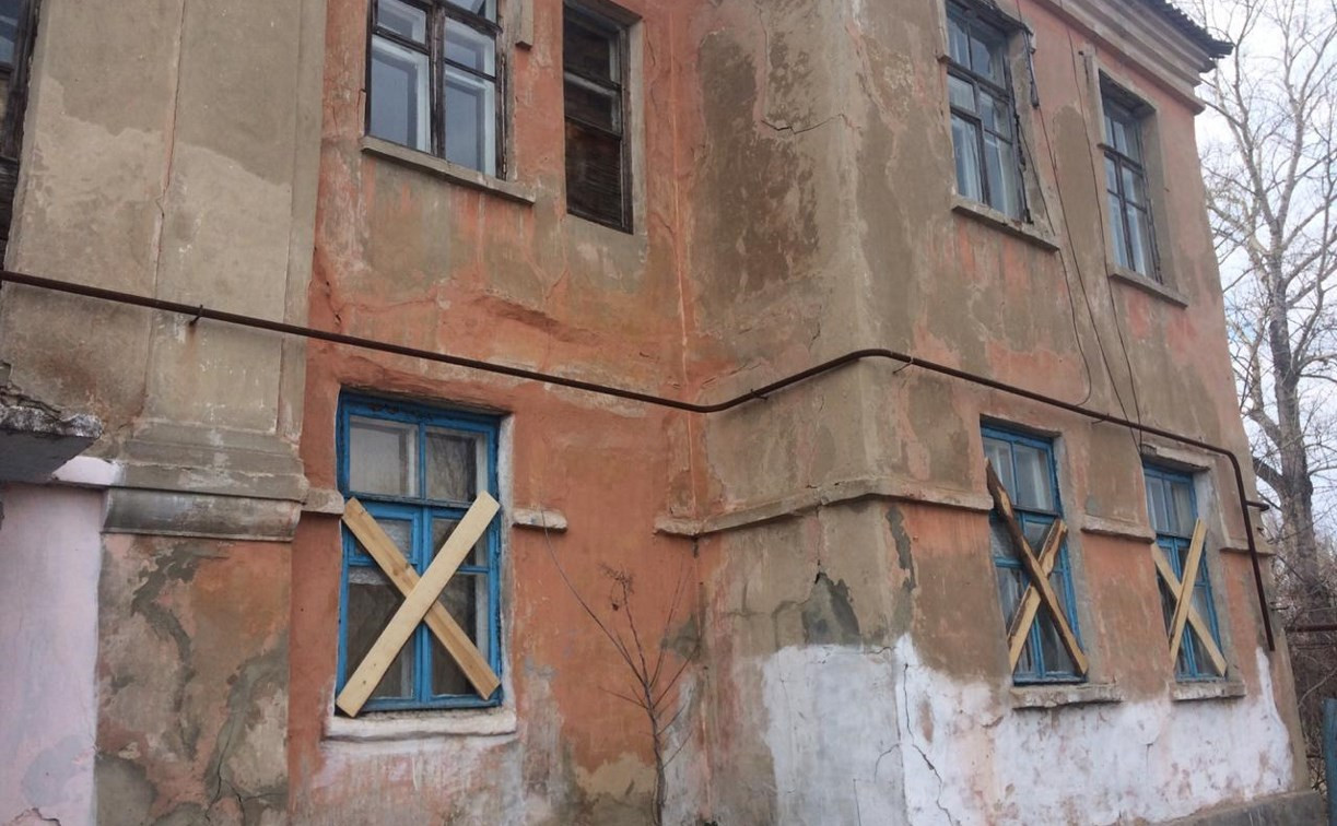 Аварийный дом в Богородицке отключен от коммуникаций и опечатан