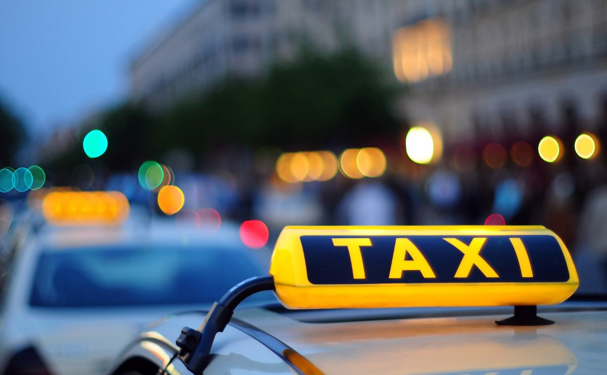 Тульские таксисты не готовы перекрашивать свои машины