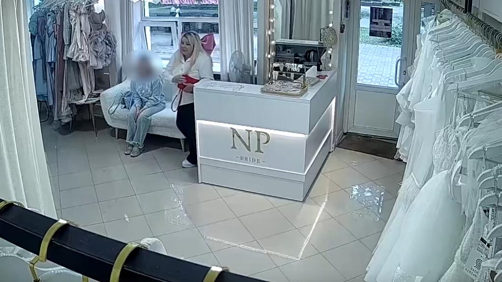 Блондинка-рецидивистка стала кошмаром для тульских магазинов