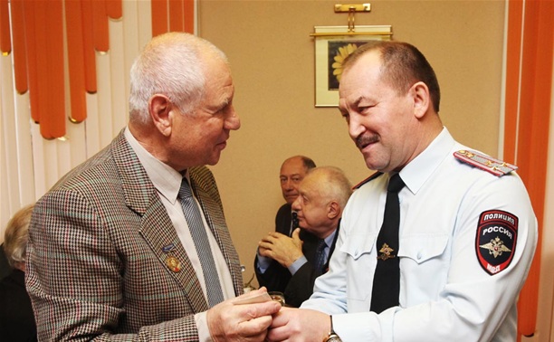 Глава областного УМВД Сергей Галкин встретился с ветеранами 