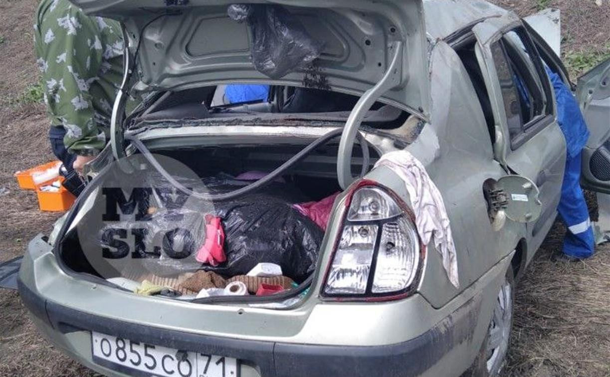 В Тульской области Renault Symbol опрокинулся в кювет: пострадали трое