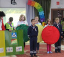 Новомосковский детский сад посетили юные инспекторы движения