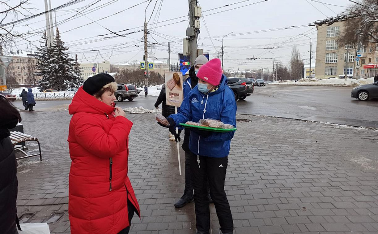 В Туле проходит Всероссийская акция памяти «Блокадный хлеб»