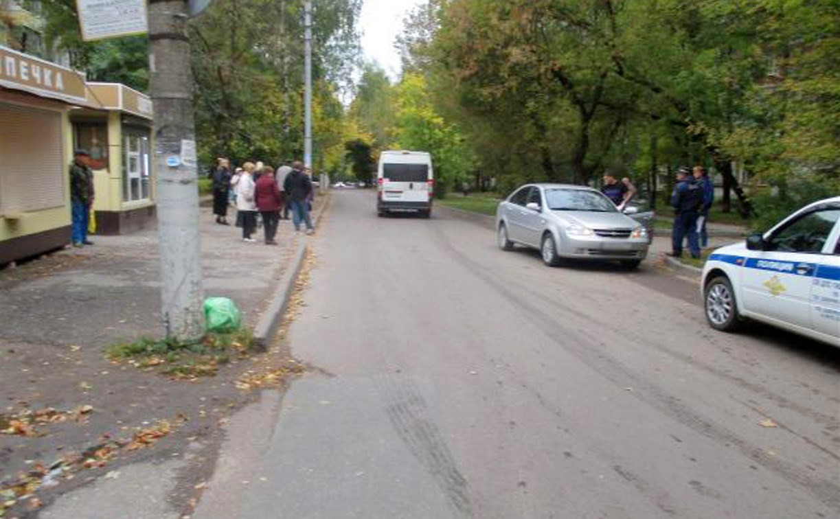 В Туле на ул. Полюсной ребенок попал под колеса «Шевроле»