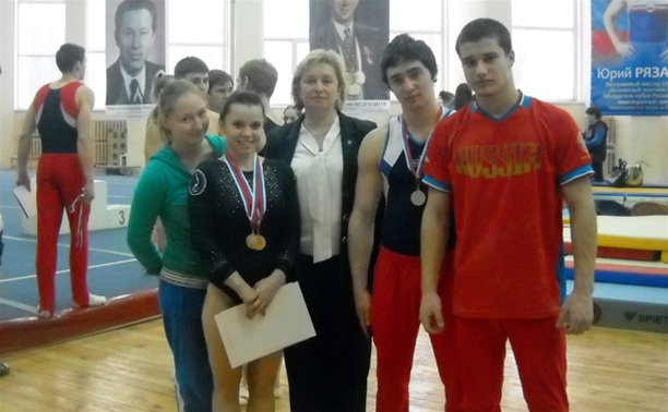 Тульские гимнасты завоевали пять медалей на чемпионате округа