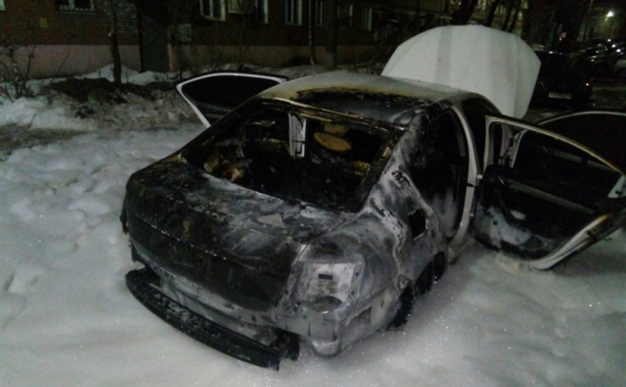 За сутки в Туле сгорели три автомобиля