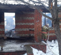 В Тульской области полностью сгорел дом