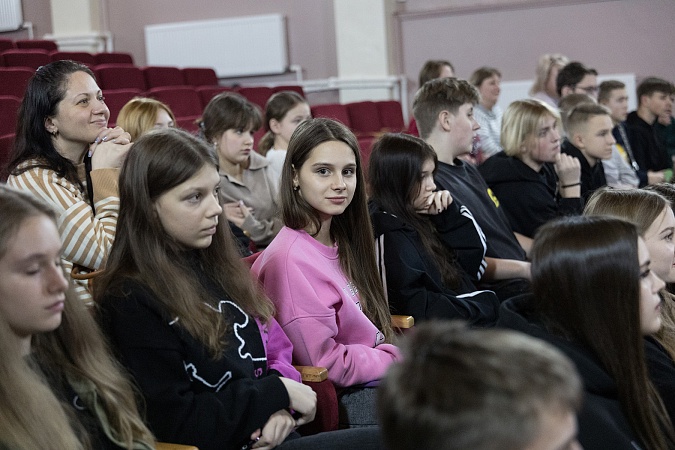 В Тульскую область приедут еще 80 школьников из ДНР