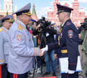 На Красной площади туляк получил диплом Московского университета МВД России