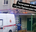 Из окна многоэтажки на ул. Пузакова выпал мужчина