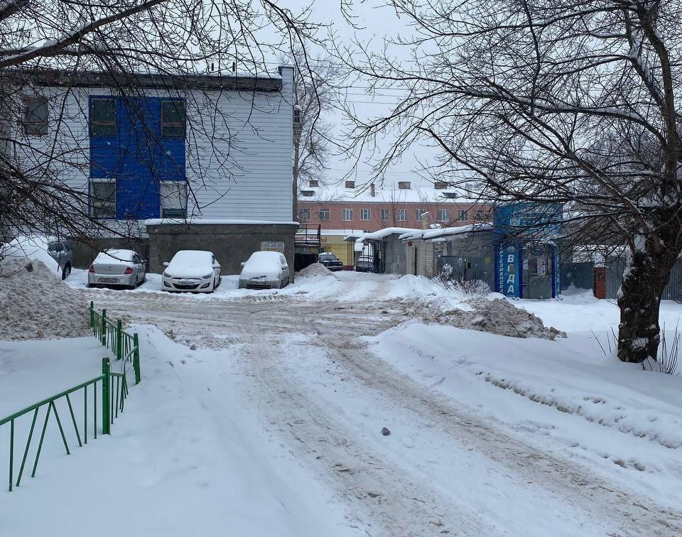 В минздраве Тульской области прокомментировали ситуацию, когда скорая не смогла подъехать к подъезду дома на Косой горе