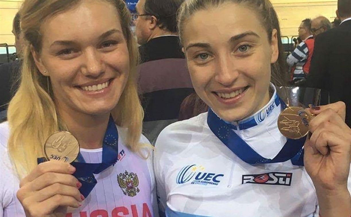 Анастасия Войнова завоевала золото в командном спринте на чемпионате Европы по велоспорту