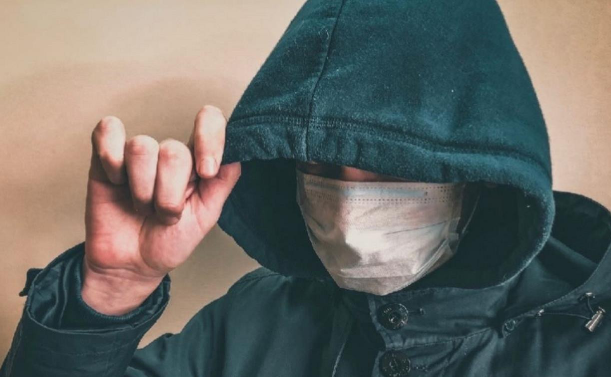 В Туле 25-летний парень украл куртку из спортивного магазина