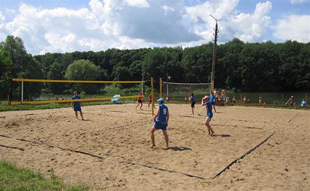 В Туле прошел I этап первенства области по пляжному волейболу