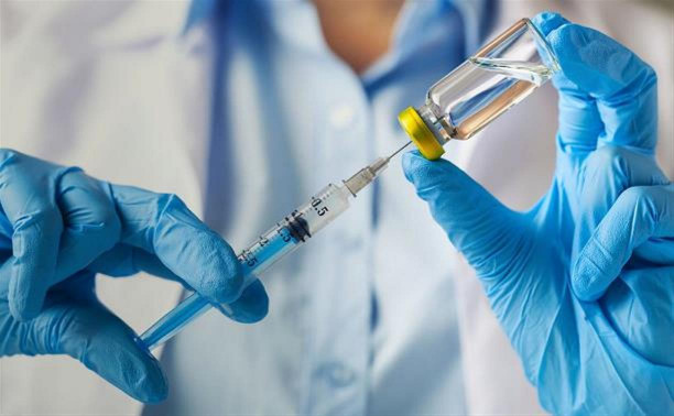 В Тульской области вакцинация от коронавируса проходит без «побочек»