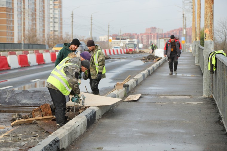 Ремонт Павшинского моста в Туле: выполнено 29% работ 