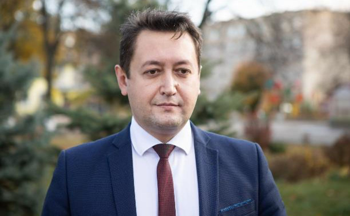Новым главой администрации Новомосковска станет Руслан Бутов