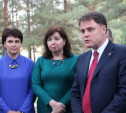 Владимир Груздев посетил пункт временного размещения беженцев из Украины