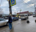 В Туле на улице Колетвинова сбили женщину на пешеходном переходе 