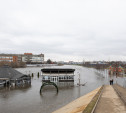 Упа в Туле затопила детскую площадку и кафе на Пролетарской набережной