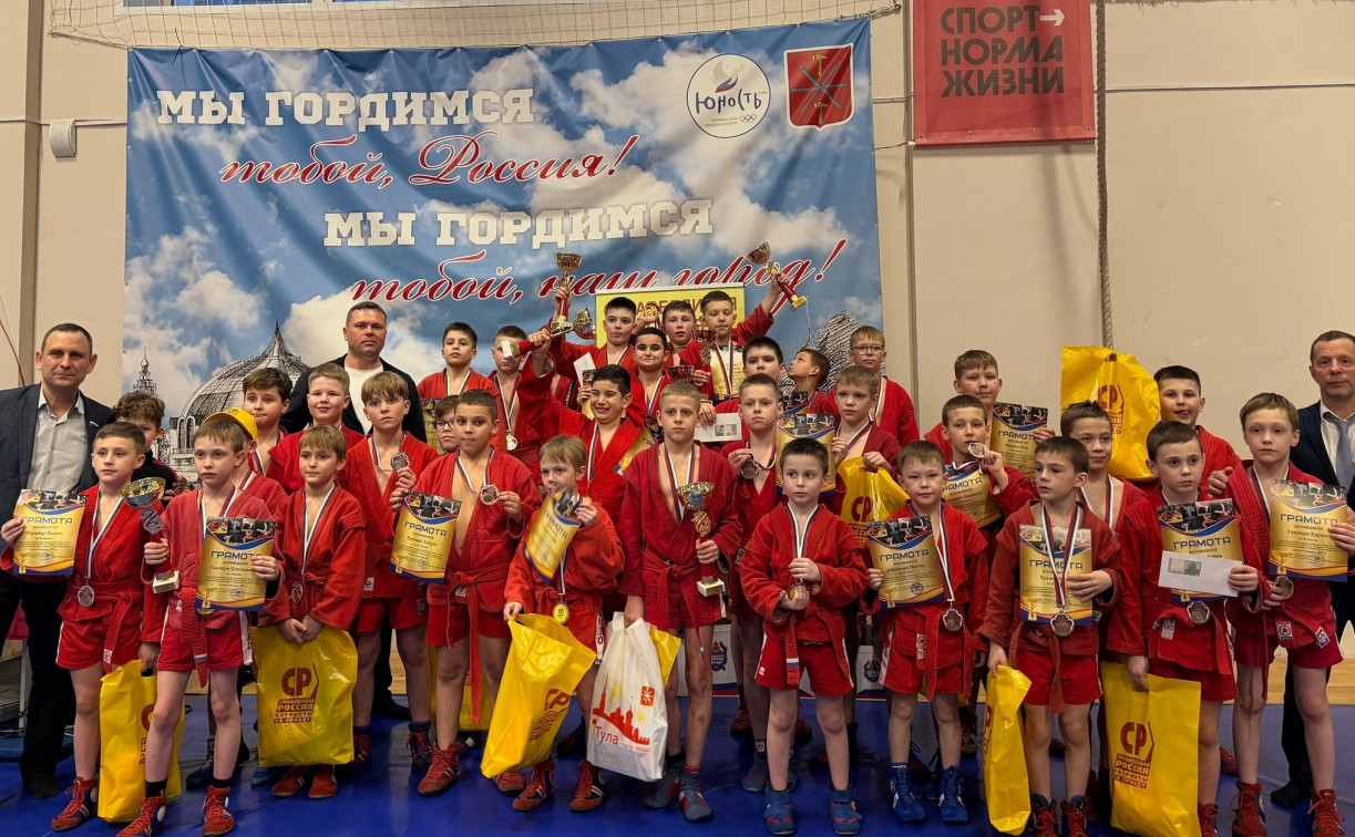 В Туле состоялся турнир по самбо на призы депутатов областной и городской Дум