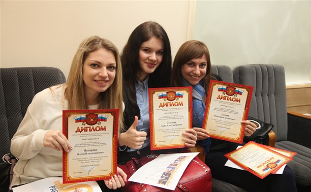 Участников «Студенческого десанта» наградили дипломами