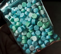 В Туле полицейские изъяли у мужчины 100 таблеток «клубного наркотика»