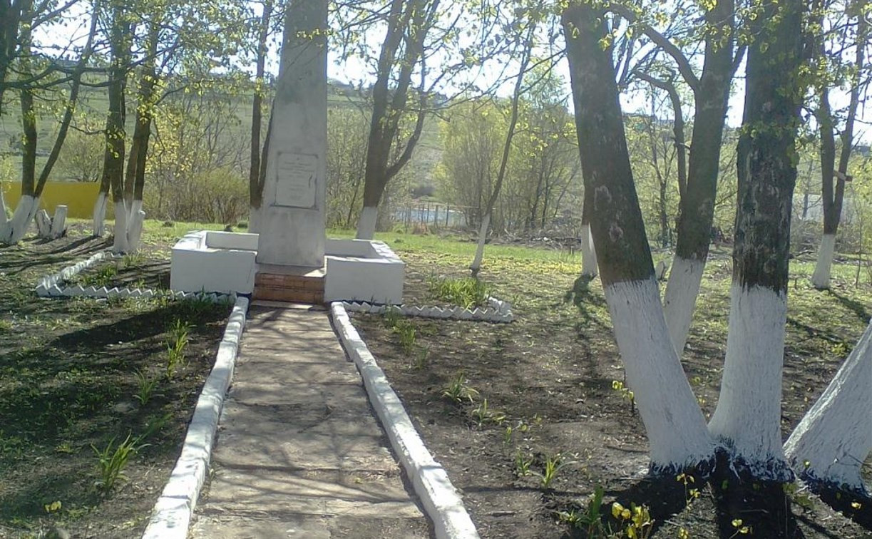 Воинский мемориал в Богородицком районе облагородили после вмешательства прокуратуры