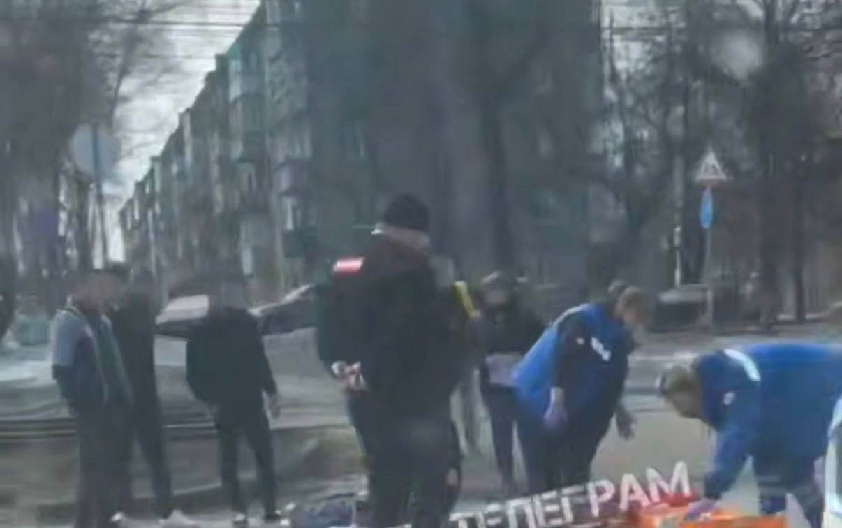 В Туле на Металлургов 18-летний парень на ВАЗе снес пешехода 