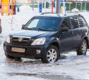 Коммунальная авария на Зеленстрое в Туле: машины вмерзли в лед