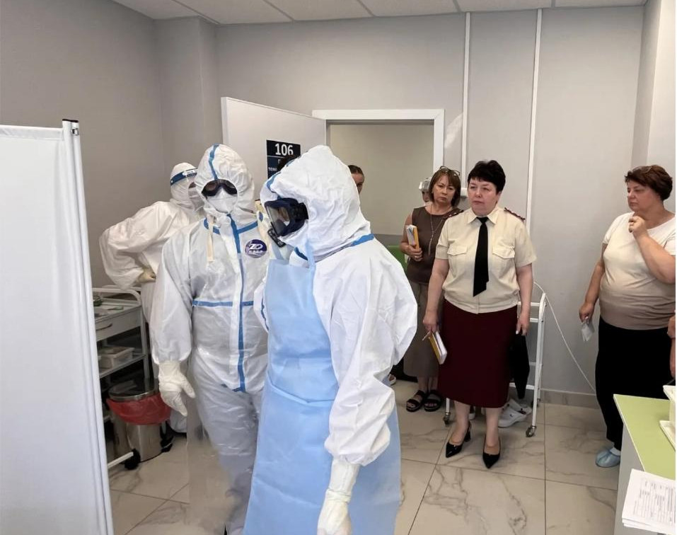 «Пациент с холерой» поступил в больницу Тульской области: врачи провели учения