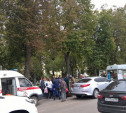 В Новомосковске автомобиль сбил двух девушек