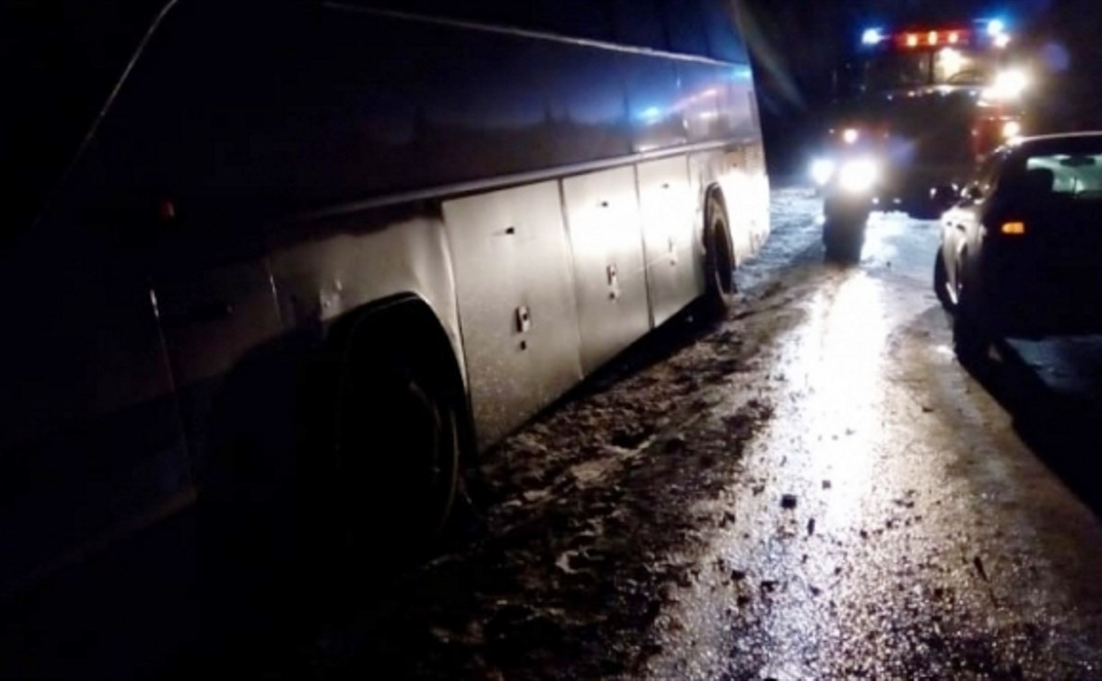 В Ясногорском районе Suzuki протаранил автобус Mercedes-Benz