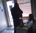 Опубликовано видео задержания грабителя офисов экспресс-кредитования