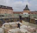 Взгляд в историю: в Тульском кремле заканчивается строительство археологического окна