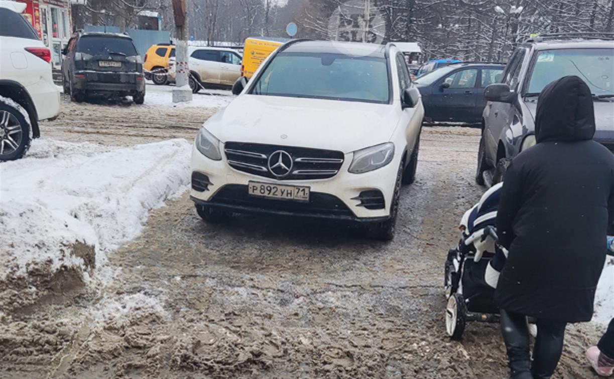 «Накажи автохама»: где же можно припарковать Mercedes-Benz GLC в центре Тулы?