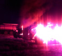 В Новомосковске ночью сгорел трактор