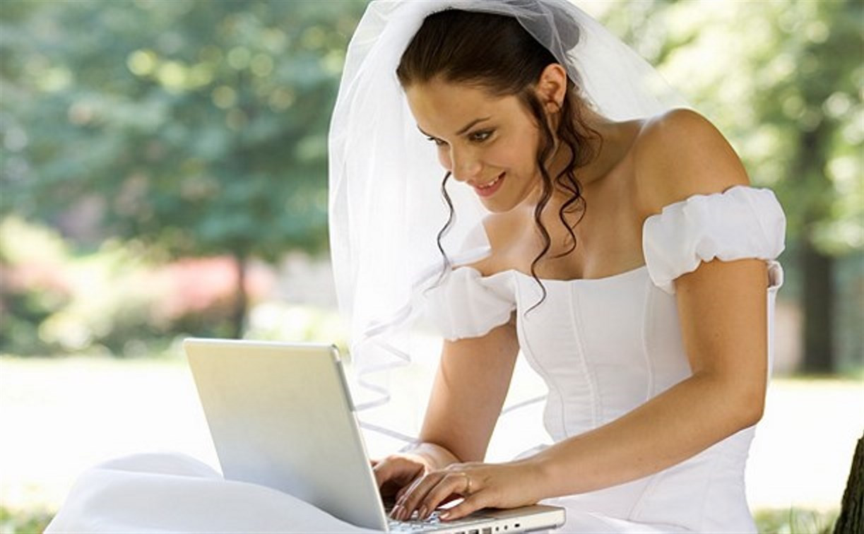 Подать заявление на регистрацию брака можно за полгода до свадьбы