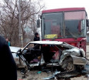 В ДТП в Мясново столкнулись две легковушки и автобус