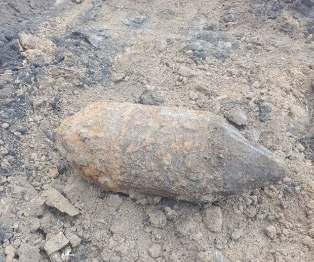 В Тульской области вблизи трассы М-2 нашли фугасную авиабомбу 