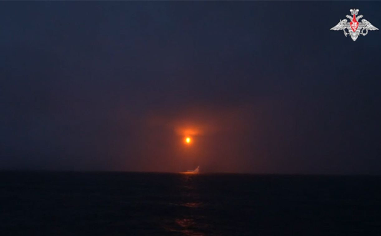 С крейсера «Тула» в акватории Баренцева моря запустили баллистическую ракету 