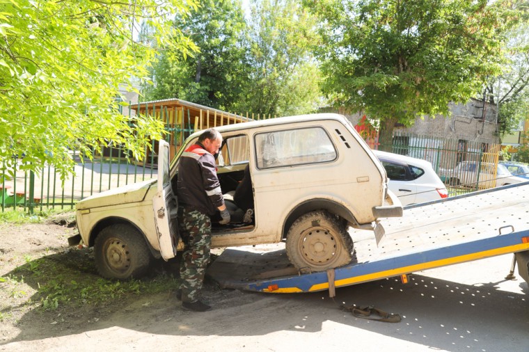 В Туле эвакуируют бесхозные автомобили