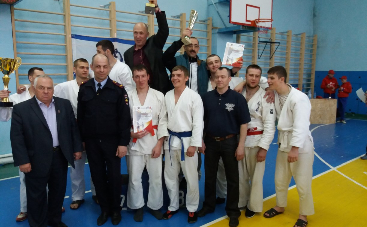 В Новомосковске прошли областные соревнования по рукопашному бою
