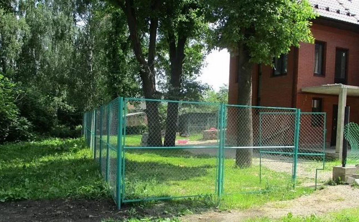 В Туле владельцы коттеджей незаконно заняли территорию Рогожинского парка