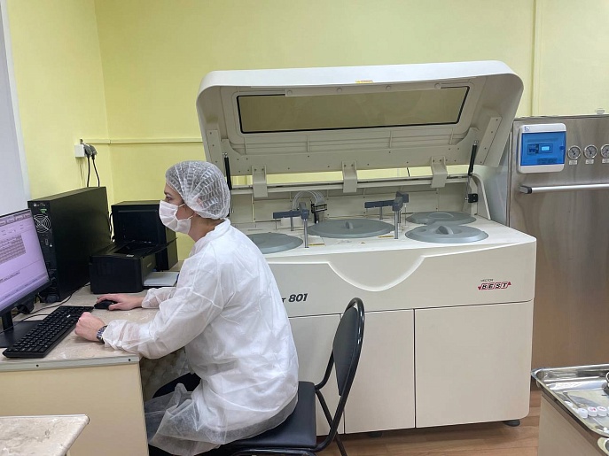 Новый анализатор вдвое ускорил диагностику ВИЧ-инфекции в Тульской области