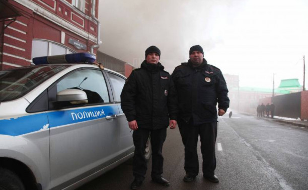 Двух тульских полицейских наградят за спасение людей при пожаре в военном госпитале