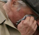 В Суворовском районе избили и ограбили 89-летнего пенсионера
