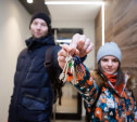Жители ЖК «Современник» получают ключи от своих квартир