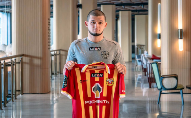 Официально: Аяз Гулиев вернулся в тульский «Арсенал»