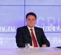 Владимир Груздев занял четвертое место в ноябрьском медиарейтинге губернаторов